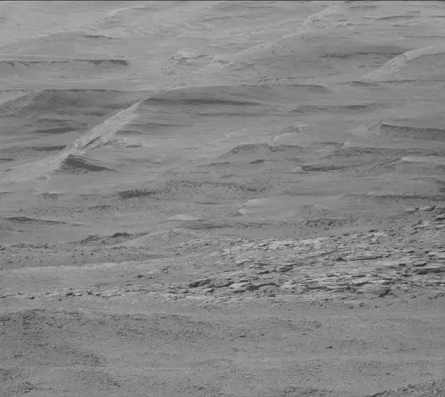Sol 2555: Mast Camera (Mastcam)