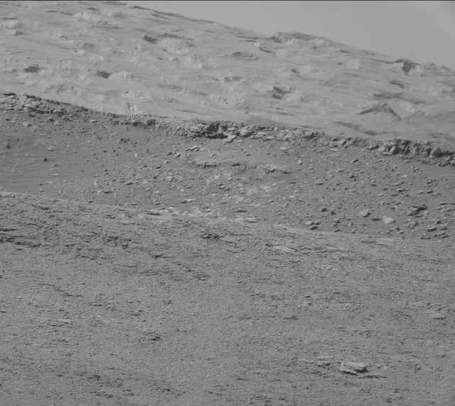 Sol 2555: Mast Camera (Mastcam)