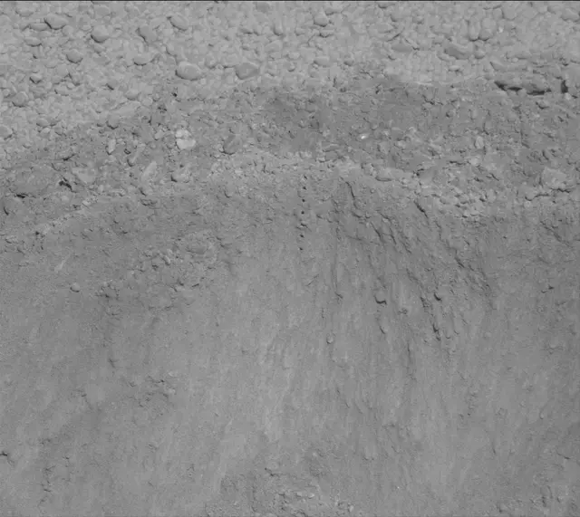 Sol 2557: Mast Camera (Mastcam)