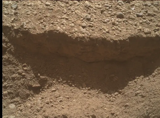 Sol 2557: Mars Hand Lens Imager (MAHLI)