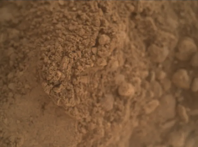 Sol 2559: Mars Hand Lens Imager (MAHLI)