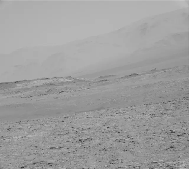 Sol 2560: Mast Camera (Mastcam)