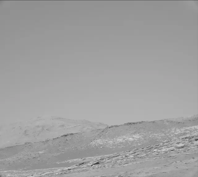 Sol 2560: Mast Camera (Mastcam)