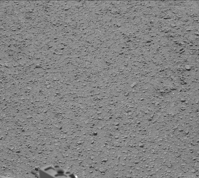 Sol 2560: Mast Camera (Mastcam)