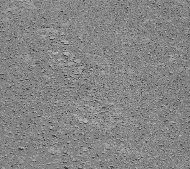 Sol 2560: Mast Camera (Mastcam)