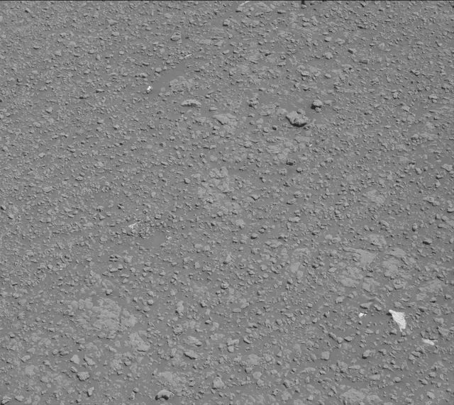 Sol 2560: Mast Camera (Mastcam)