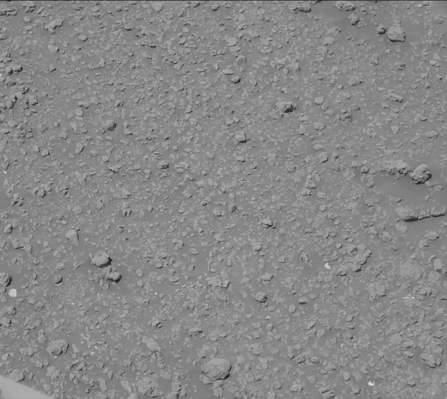 Sol 2560: Mast Camera (Mastcam)