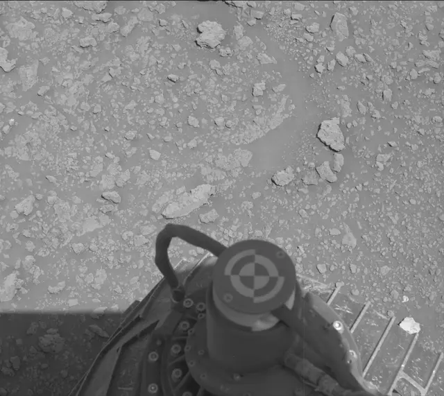 Sol 2560: Mast Camera (Mastcam)
