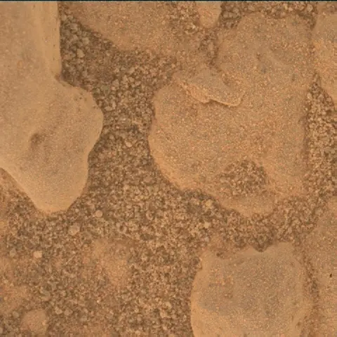 Sol 2563: Mars Hand Lens Imager (MAHLI)