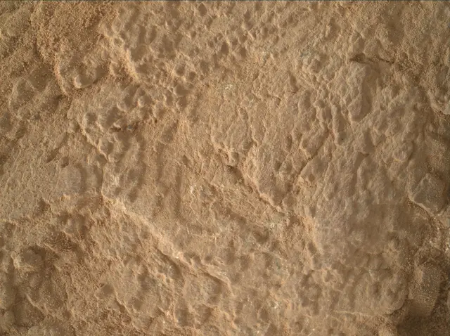 Sol 2568: Mars Hand Lens Imager (MAHLI)