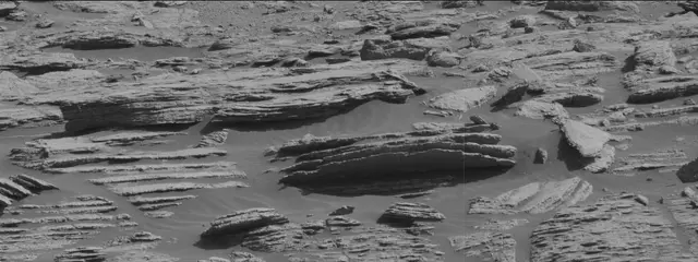 Sol 2572: Mast Camera (Mastcam)