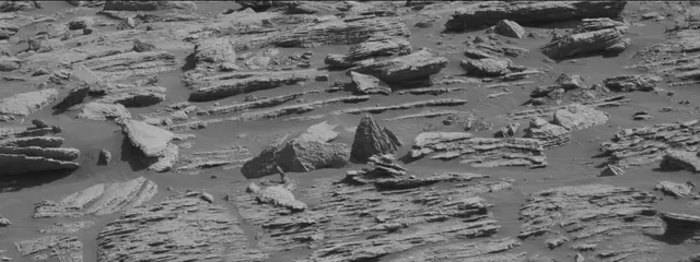 Sol 2572: Mast Camera (Mastcam)