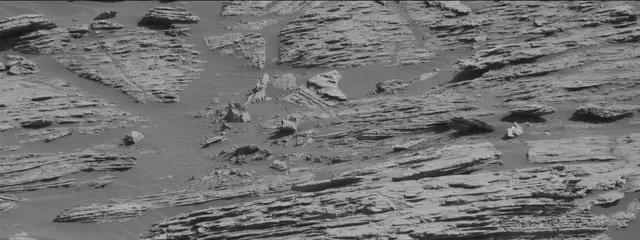 Sol 2572: Mast Camera (Mastcam)