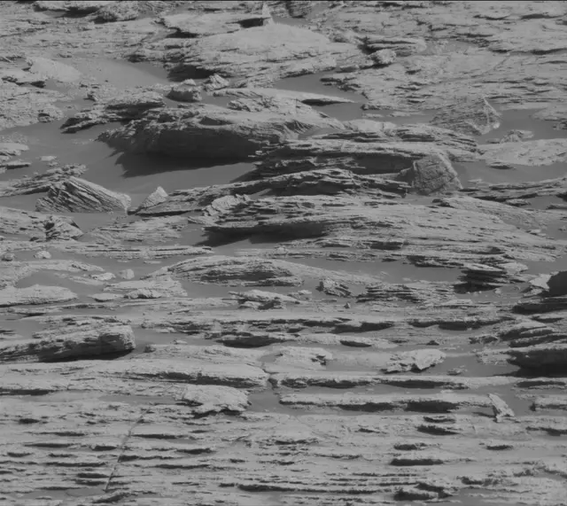 Sol 2572: Mast Camera (Mastcam)