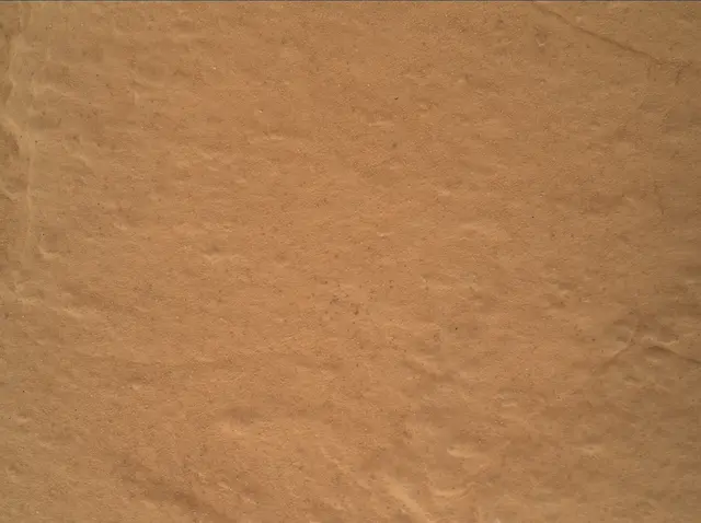 Sol 2572: Mars Hand Lens Imager (MAHLI)