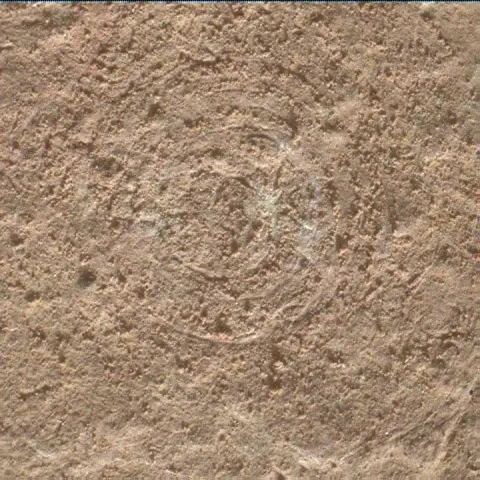 Sol 2574: Mars Hand Lens Imager (MAHLI)