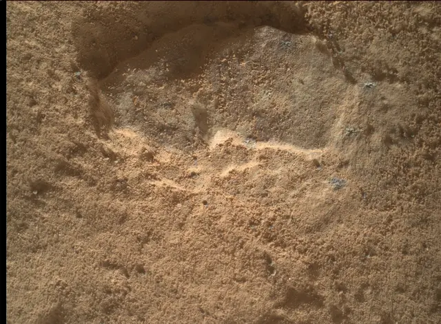 Sol 2574: Mars Hand Lens Imager (MAHLI)