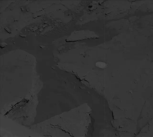 Sol 2575: Mast Camera (Mastcam)