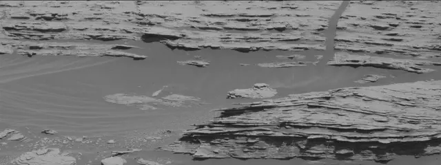 Sol 2575: Mast Camera (Mastcam)