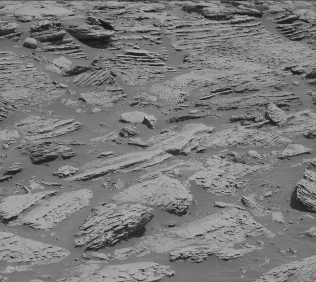 Sol 2575: Mast Camera (Mastcam)