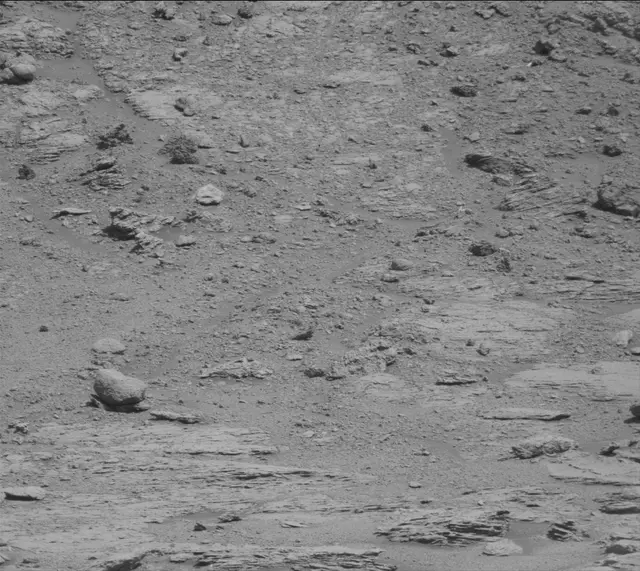 Sol 2575: Mast Camera (Mastcam)