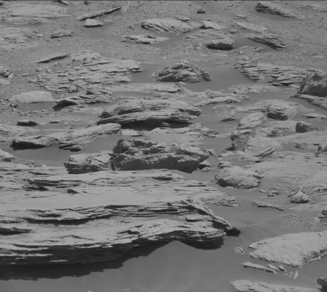 Sol 2575: Mast Camera (Mastcam)