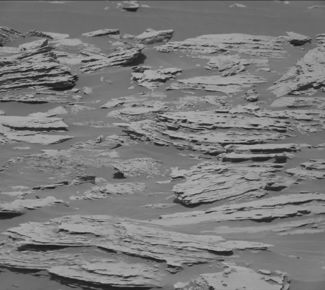 Sol 2575: Mast Camera (Mastcam)