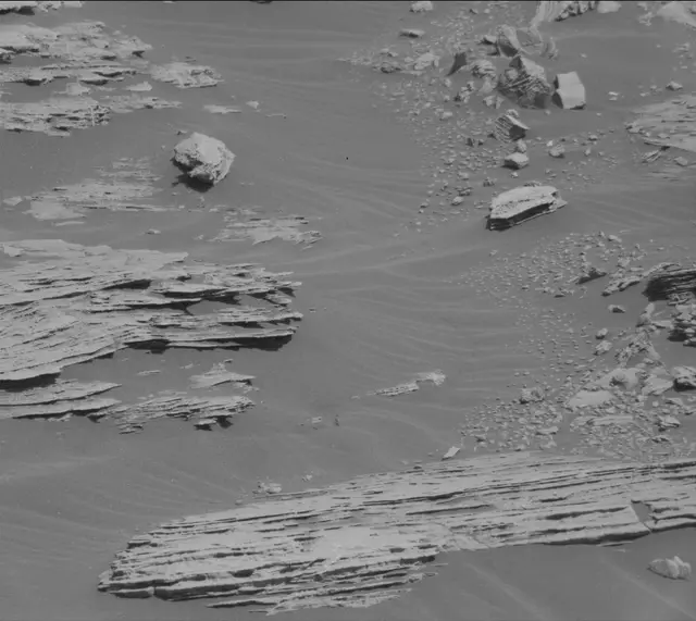 Sol 2575: Mast Camera (Mastcam)