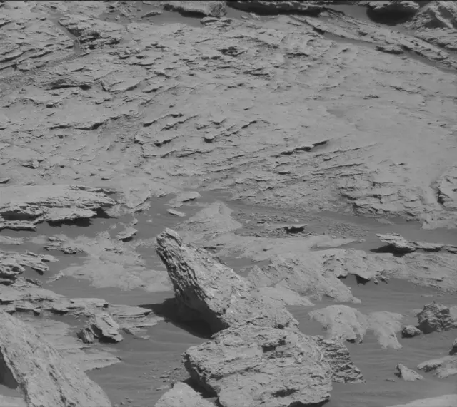 Sol 2575: Mast Camera (Mastcam)