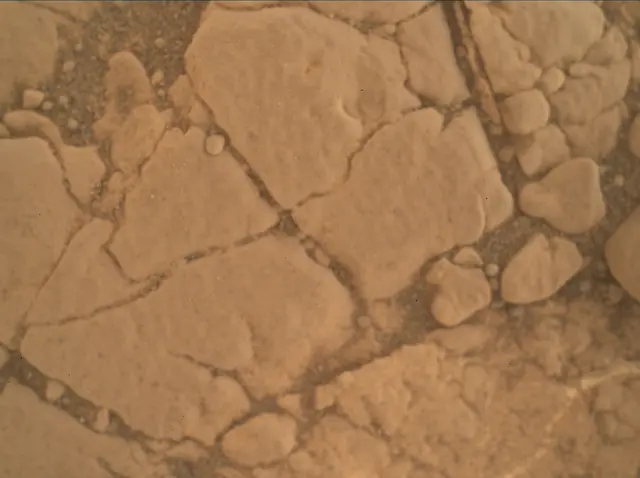 Sol 2577: Mars Hand Lens Imager (MAHLI)