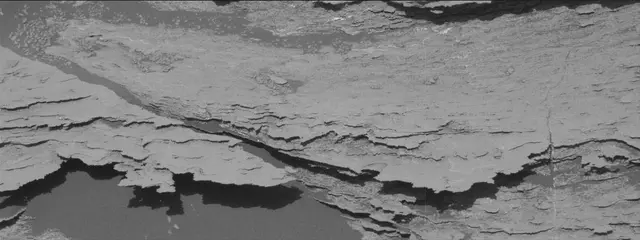 Sol 2579: Mast Camera (Mastcam)
