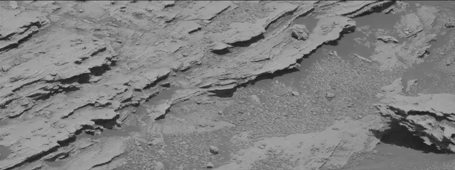 Sol 2579: Mast Camera (Mastcam)