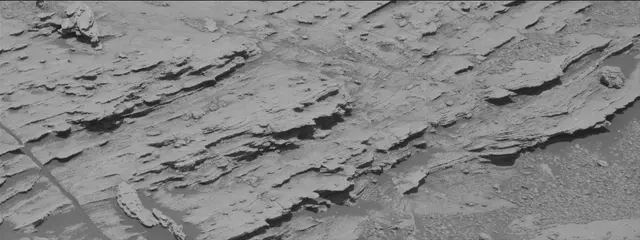 Sol 2579: Mast Camera (Mastcam)
