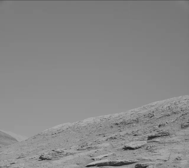 Sol 2579: Mast Camera (Mastcam)
