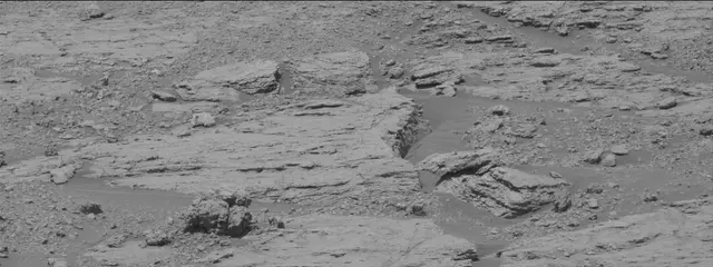 Sol 2581: Mast Camera (Mastcam)