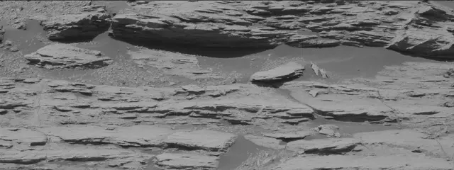 Sol 2581: Mast Camera (Mastcam)