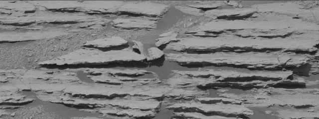 Sol 2581: Mast Camera (Mastcam)