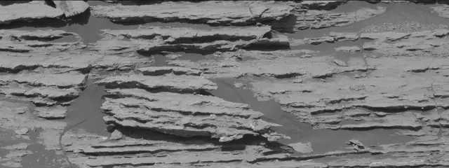 Sol 2581: Mast Camera (Mastcam)