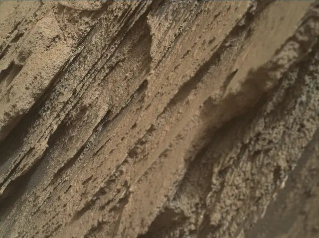 Sol 2581: Mars Hand Lens Imager (MAHLI)