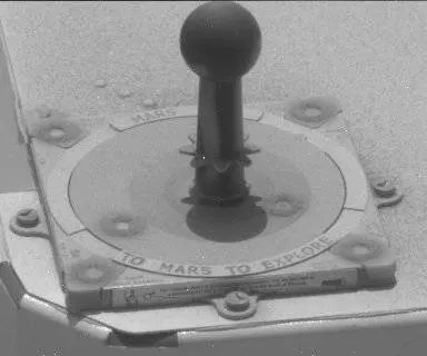Sol 2582: Mast Camera (Mastcam)