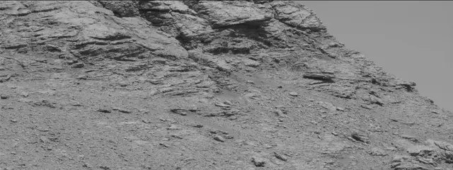 Sol 2584: Mast Camera (Mastcam)