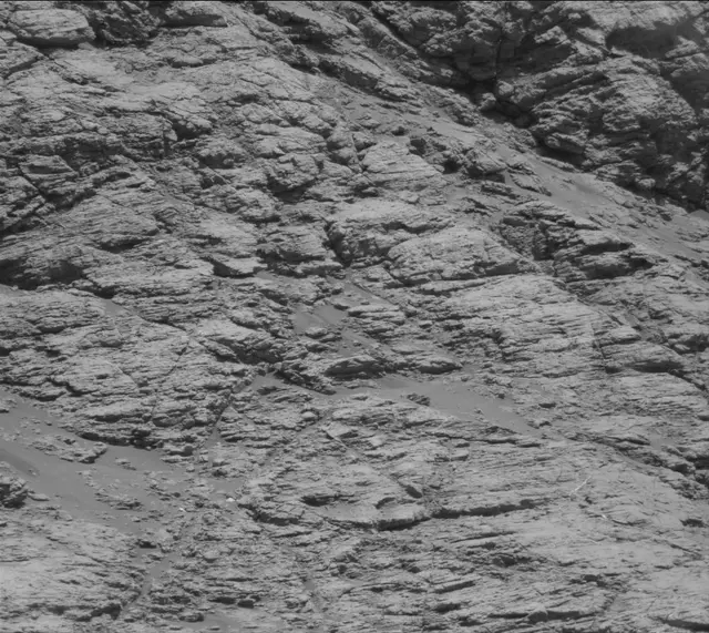 Sol 2584: Mast Camera (Mastcam)