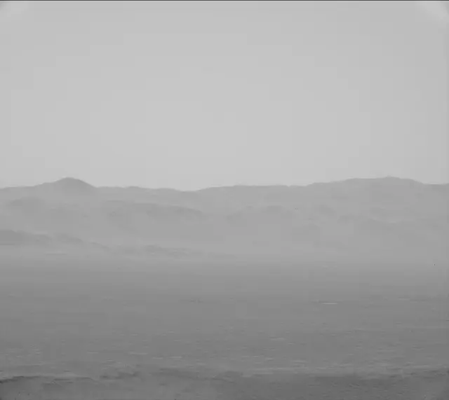Sol 2585: Mast Camera (Mastcam)