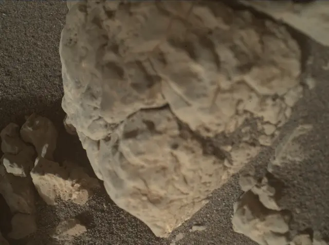 Sol 2585: Mars Hand Lens Imager (MAHLI)