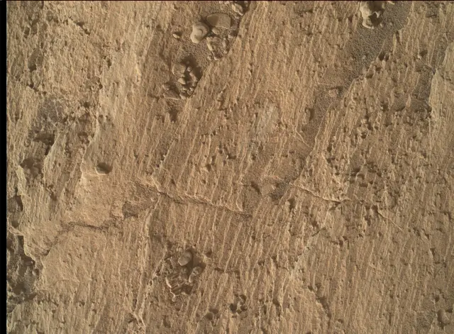 Sol 2585: Mars Hand Lens Imager (MAHLI)