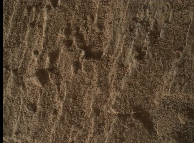 Sol 2585: Mars Hand Lens Imager (MAHLI)