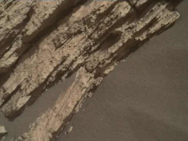 Sol 2585: Mars Hand Lens Imager (MAHLI)