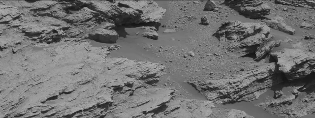 Sol 2586: Mast Camera (Mastcam)