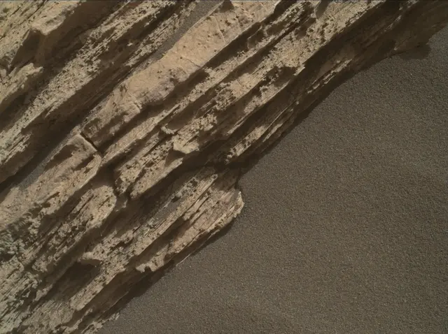 Sol 2586: Mars Hand Lens Imager (MAHLI)