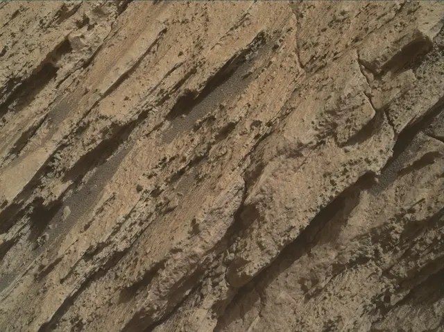 Sol 2586: Mars Hand Lens Imager (MAHLI)